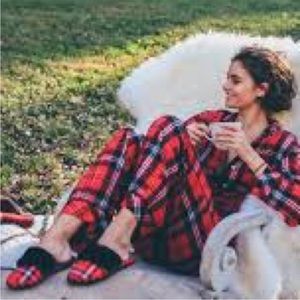 NEW Victoria Secret Signature Satin Slipper Plaid Red